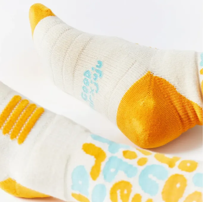 GOODPAIR | Good Goods | Golden Rise | Patterned Performance Crew Socks
